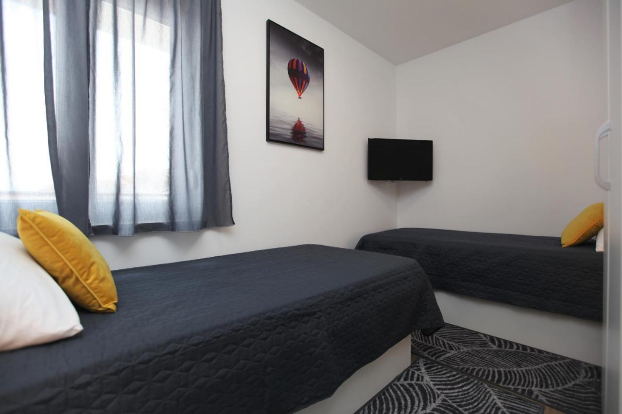 Apartmani Ive Trogir Extérieur photo