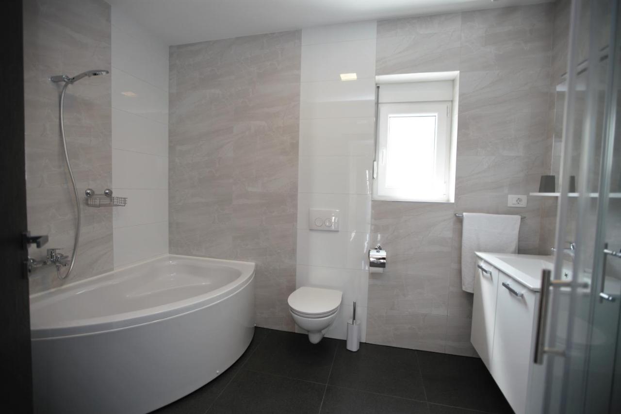 Apartmani Ive Trogir Extérieur photo